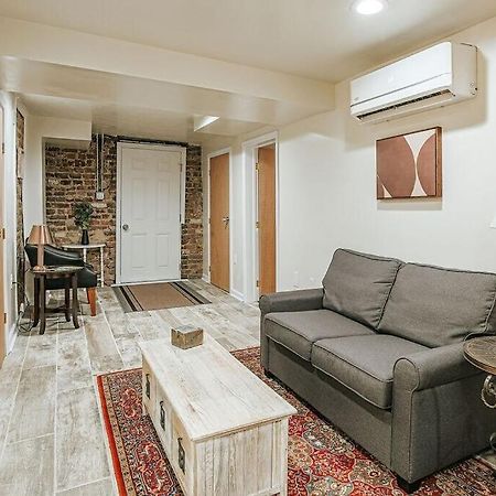 Staunton Underground Apartment Ngoại thất bức ảnh