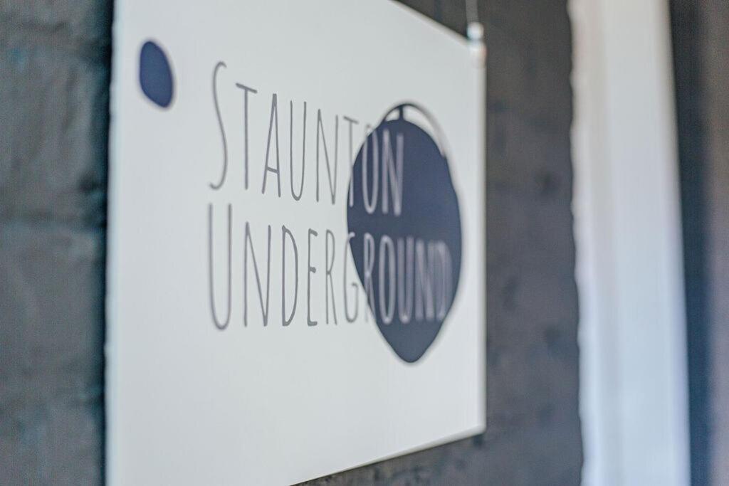 Staunton Underground Apartment Ngoại thất bức ảnh