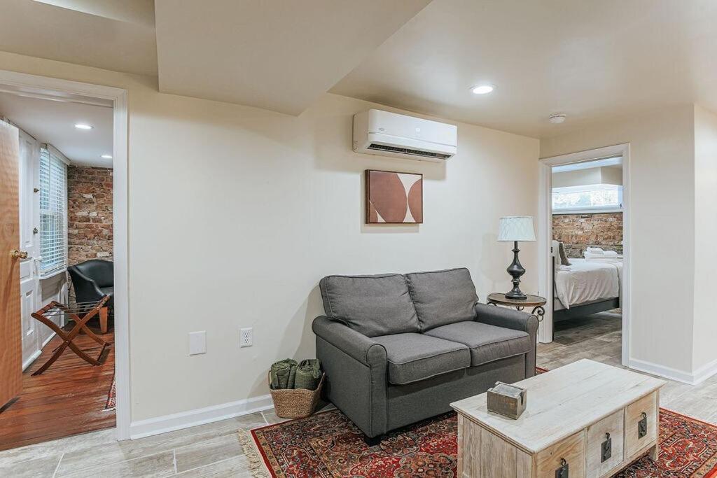 Staunton Underground Apartment Ngoại thất bức ảnh