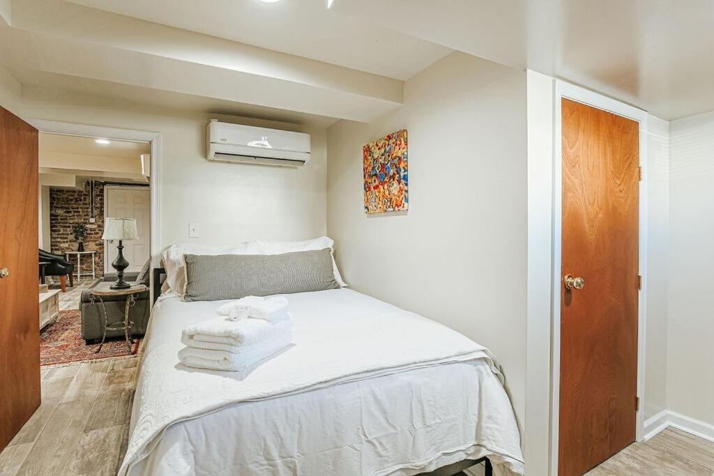 Staunton Underground Apartment Ngoại thất bức ảnh
